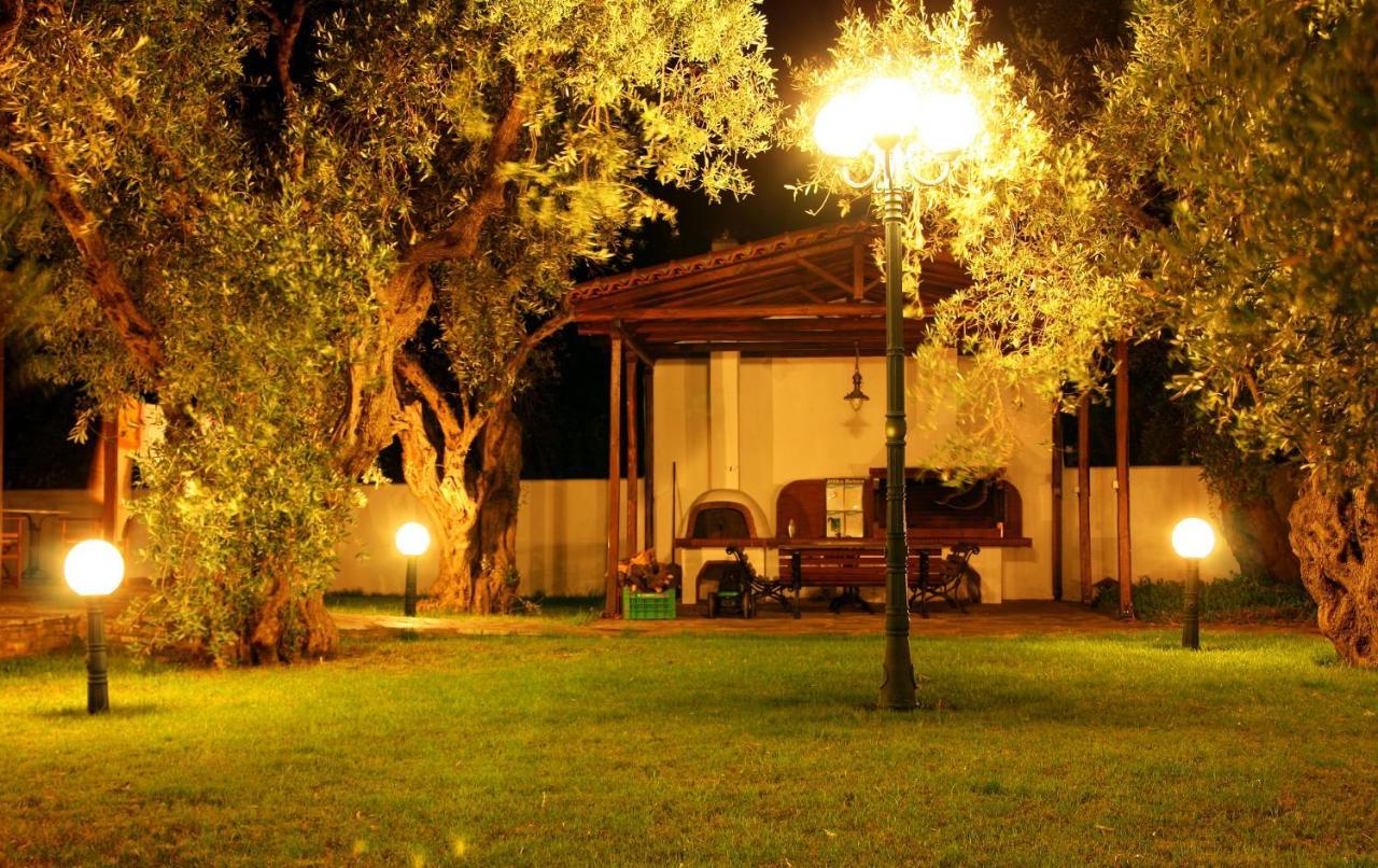 Razi Beach Лефокастро Экстерьер фото