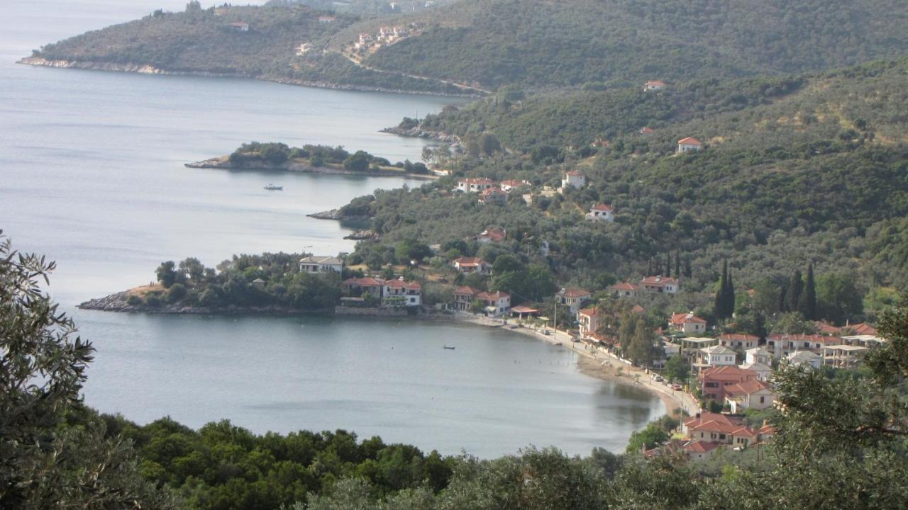 Razi Beach Лефокастро Экстерьер фото