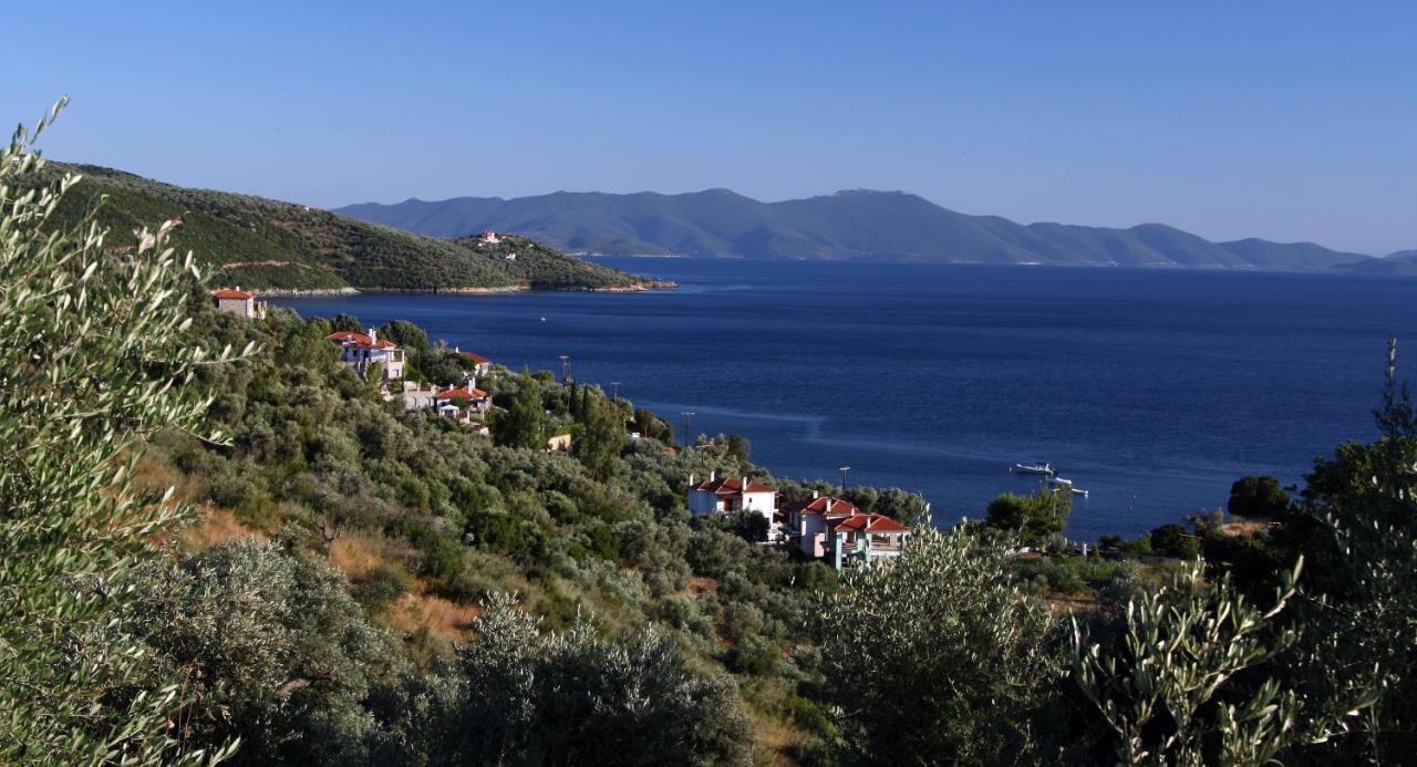 Razi Beach Лефокастро Экстерьер фото